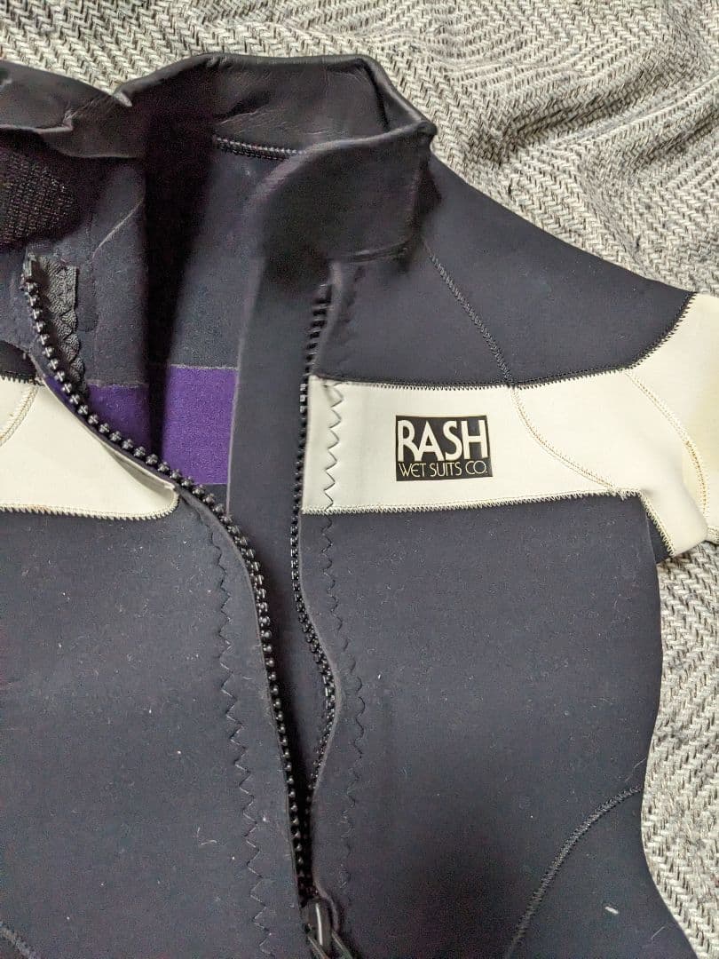 RASHウエットスーツ