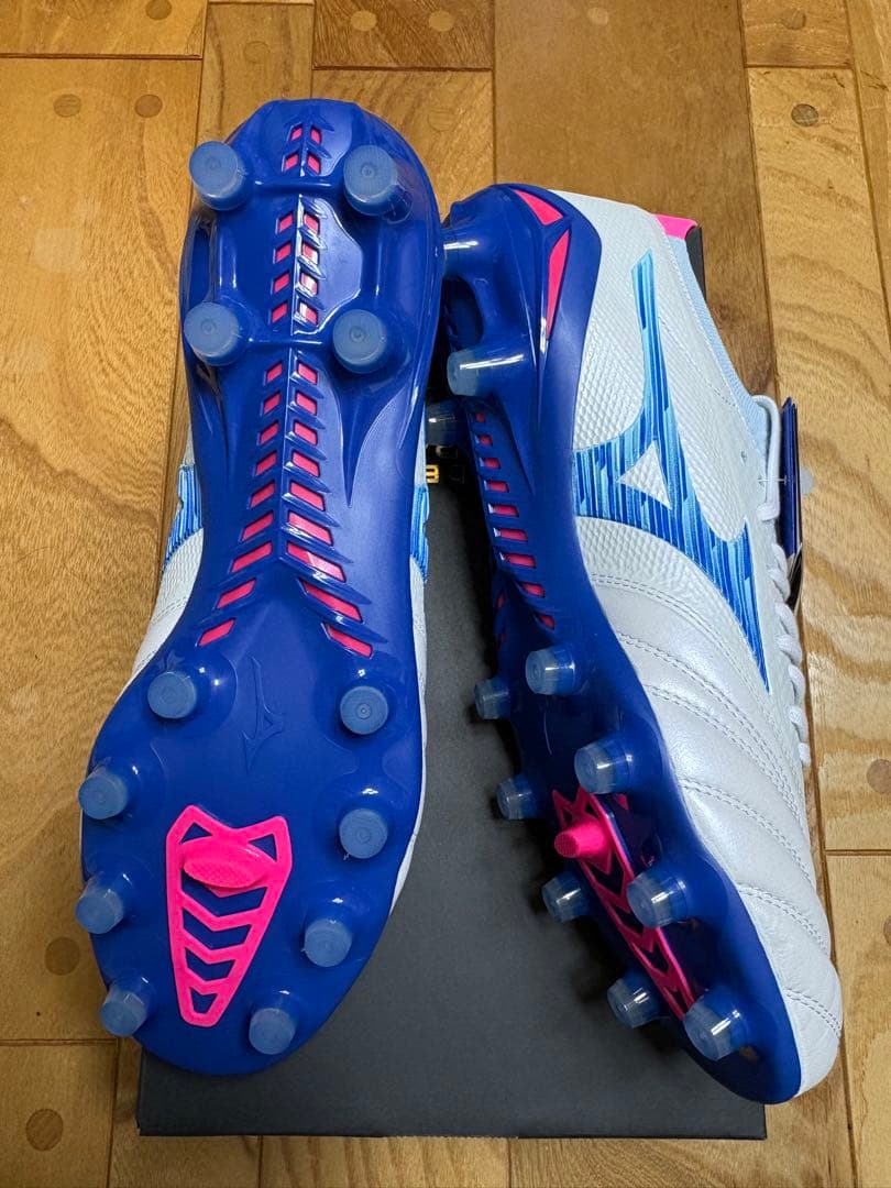 新品　激レア　限定カラー　ミズノ　モレリア ネオ4 β JAPAN