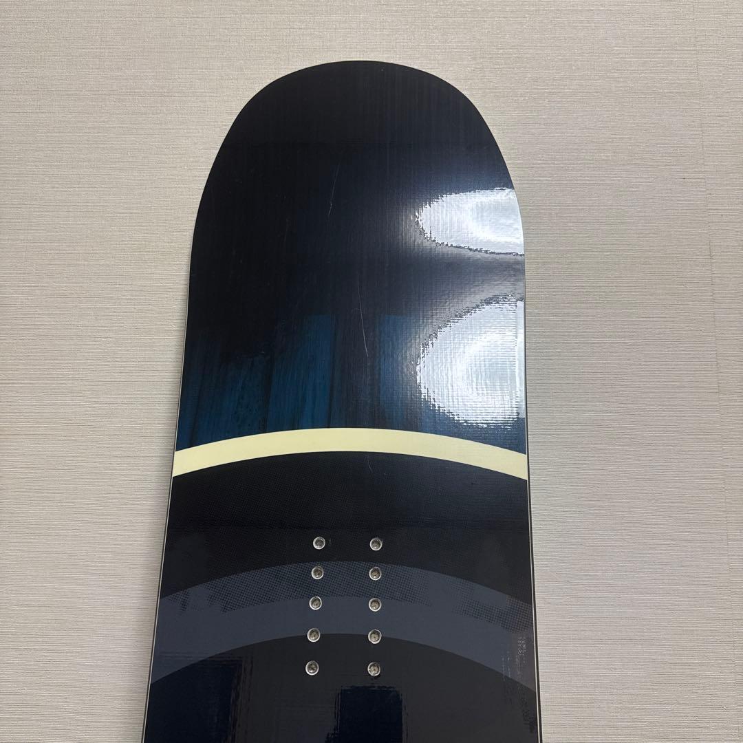新品⭐︎ FLOW フロウ　スノーボード板
