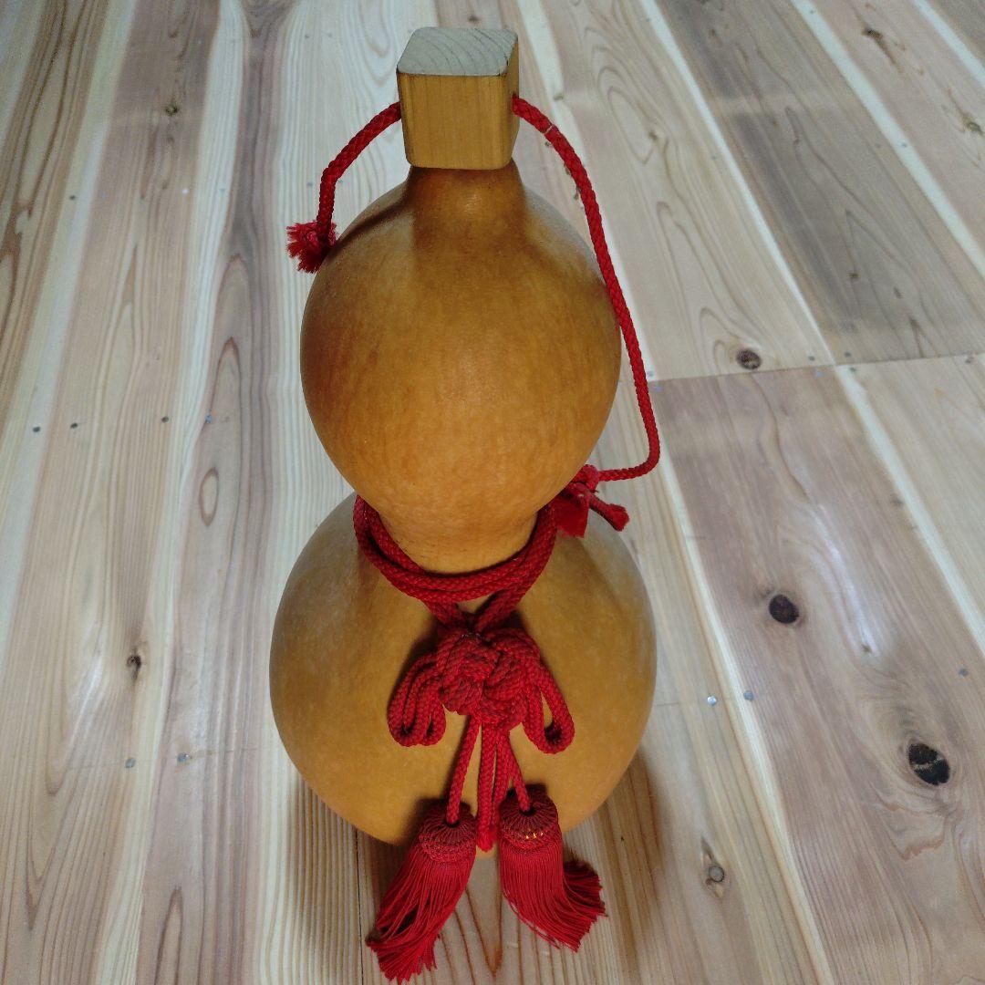 大ひょうたん赤い紐付き、蓋手作り、