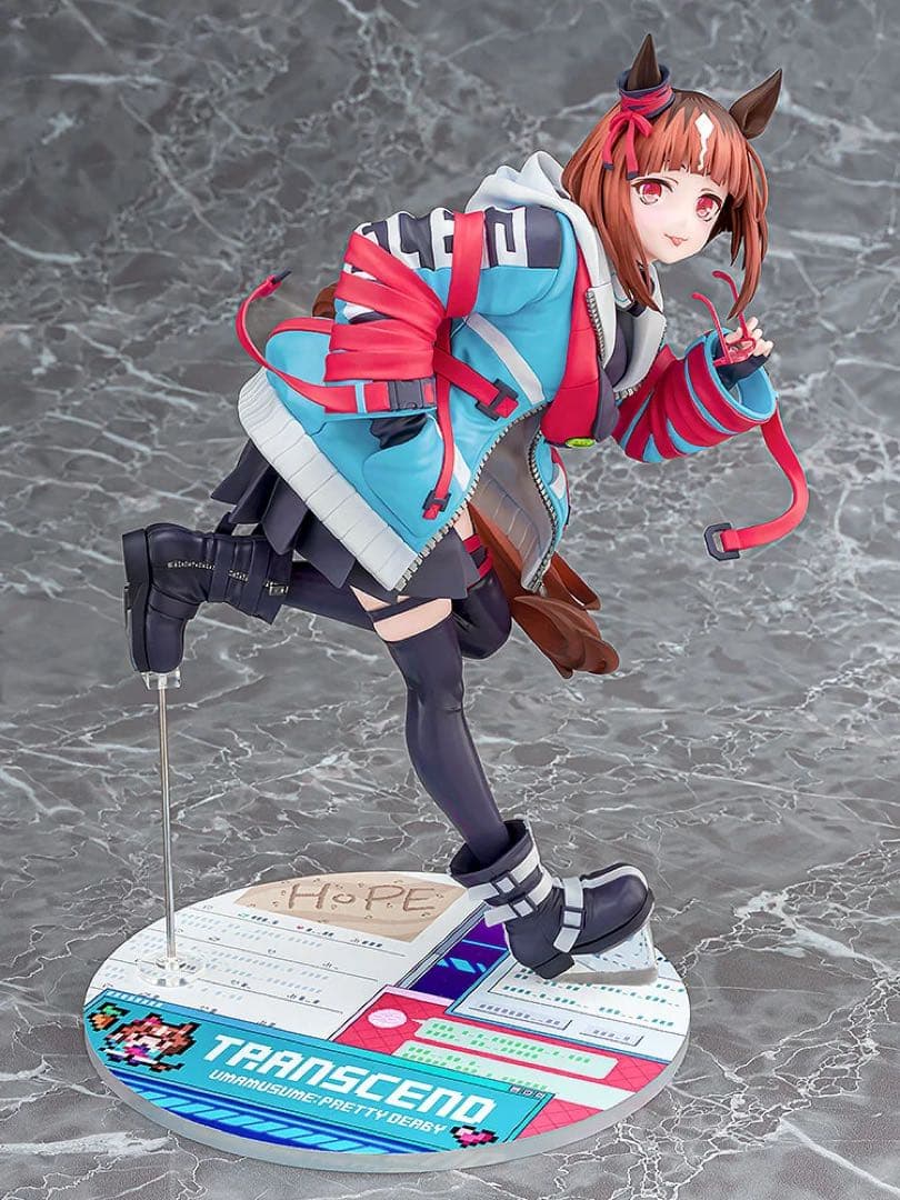 トランセンド　勝負服ver.　1/7　フィギュア　ウマ娘　ファットカンパニー