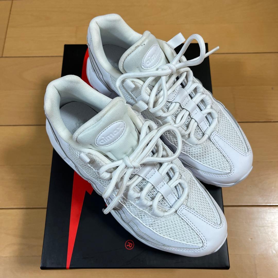Nike Air Max 95 ホワイトシューズ 24cmDH8015-100。