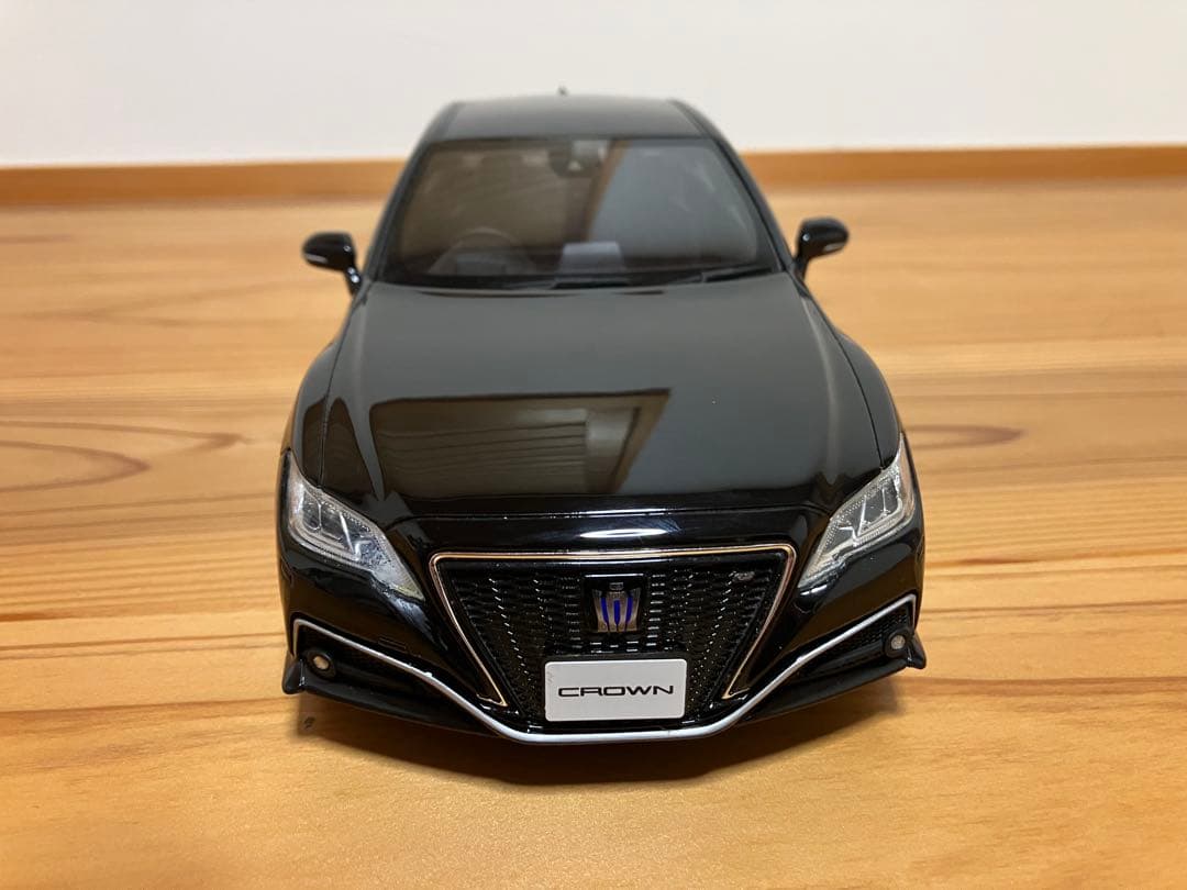 【箱付き】京商 SAMURAI 1/18 トヨタ クラウン RS アドバンス