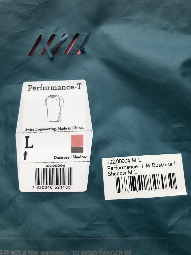 ON Performance-T L　オン ランニングウェア　トレーニングウェア