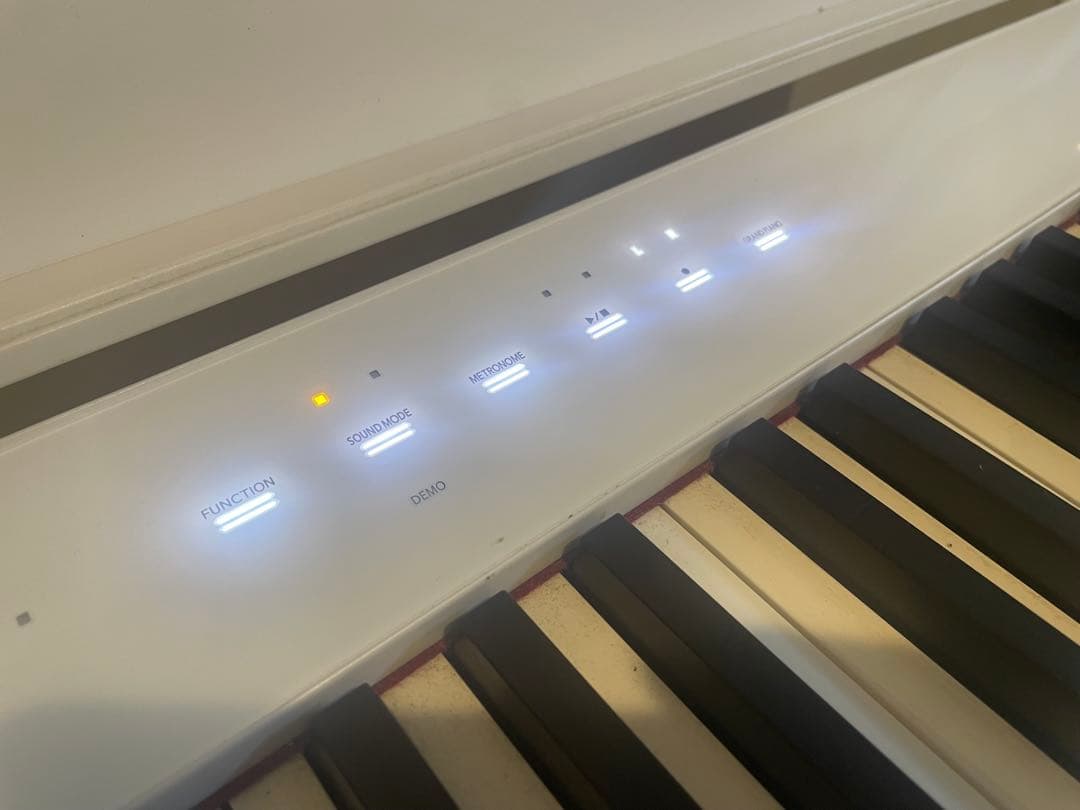 【引取のみ】CASIO Privia 88鍵 ホワイト電子ピアノ
