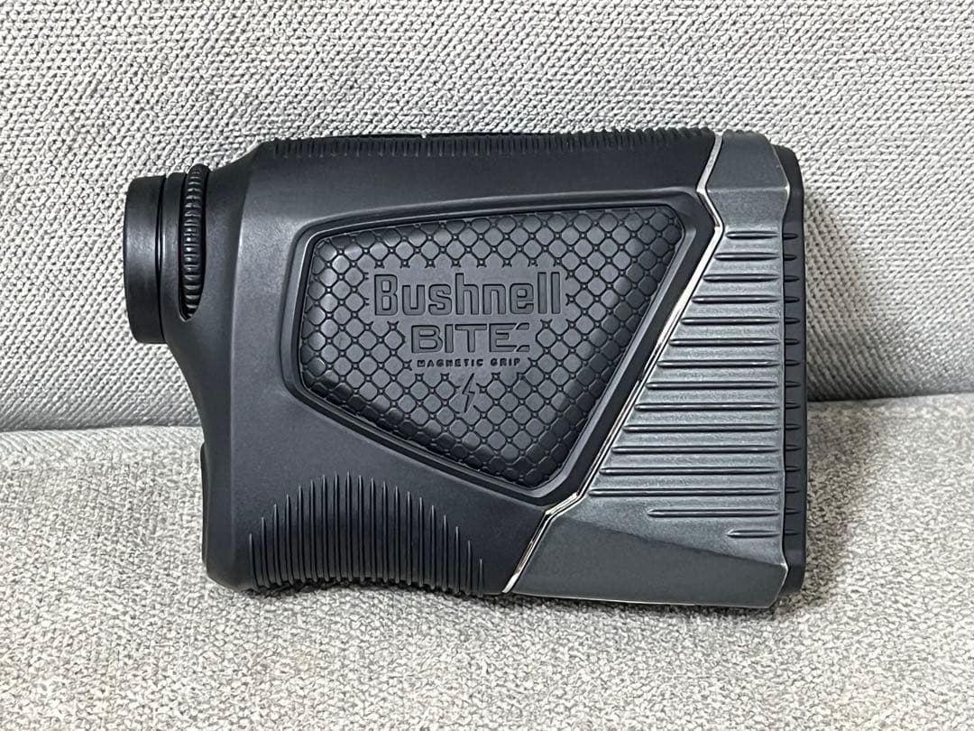 Bushnell Pro XE 美品ブッシュネル ゴルフ距離計 ピンシーカー