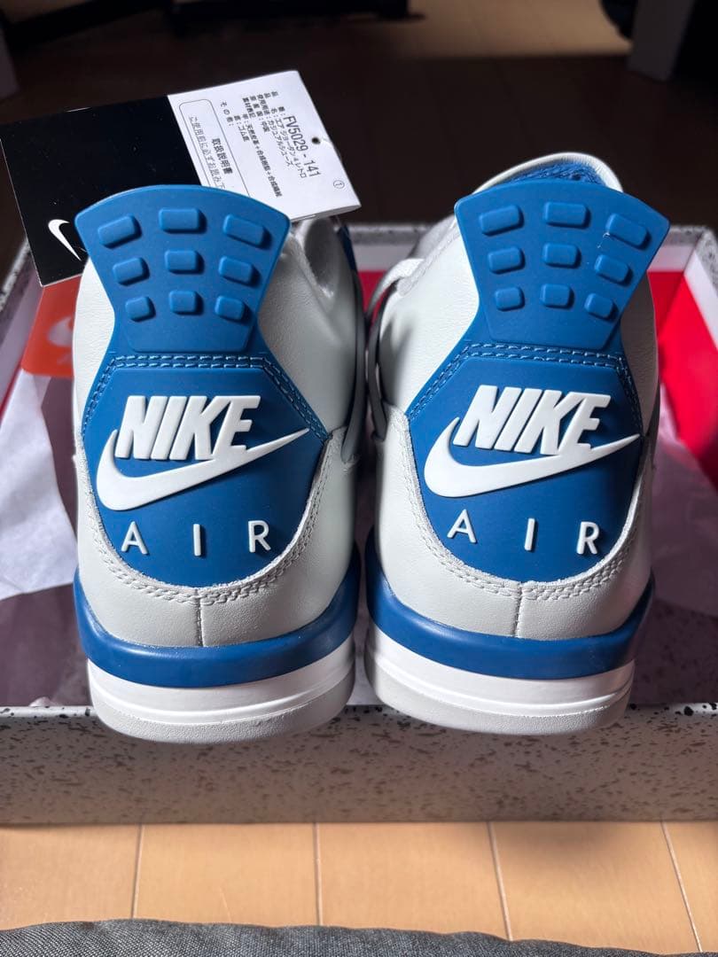 シューズ(男性用) Air Jordan 4 MILITARY BLUE