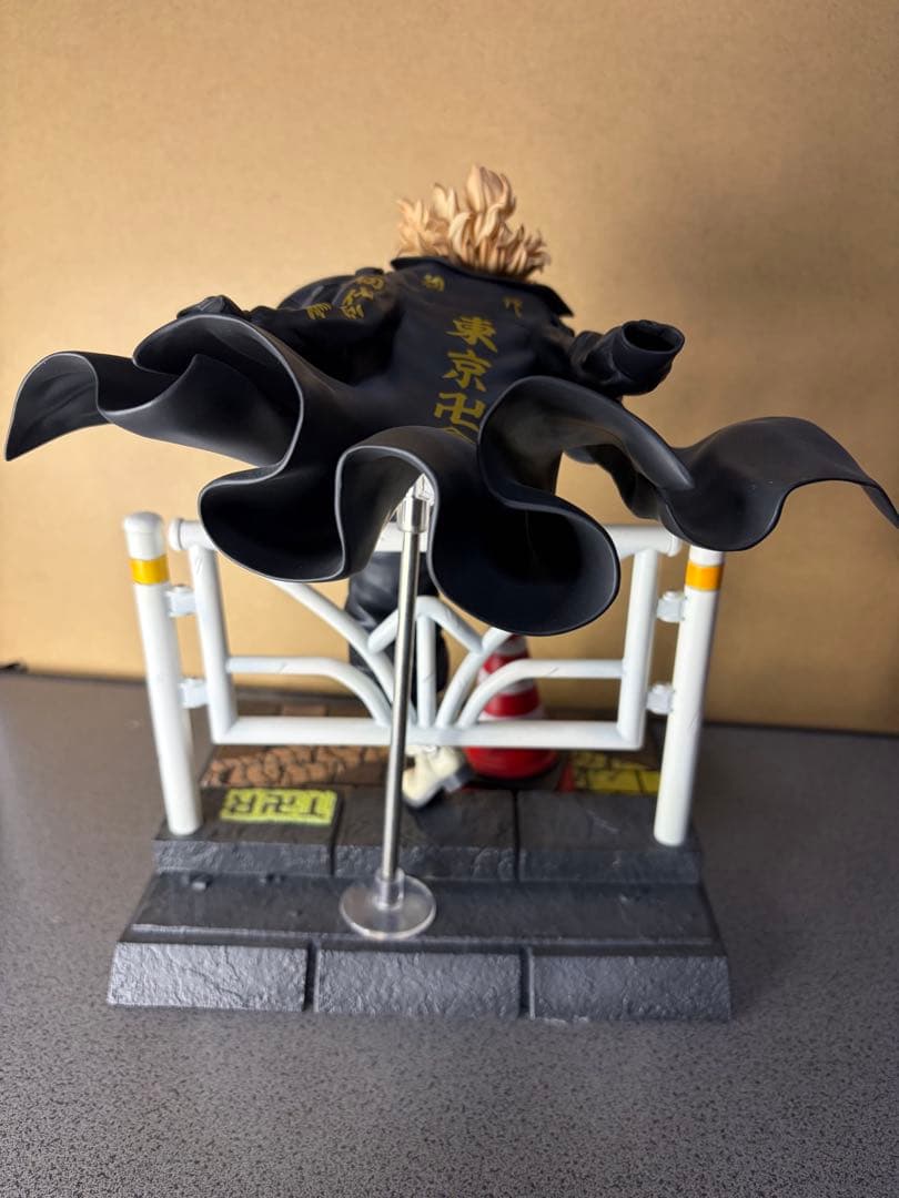prisma wing 佐野万次郎 1/7 スケールフィギュア