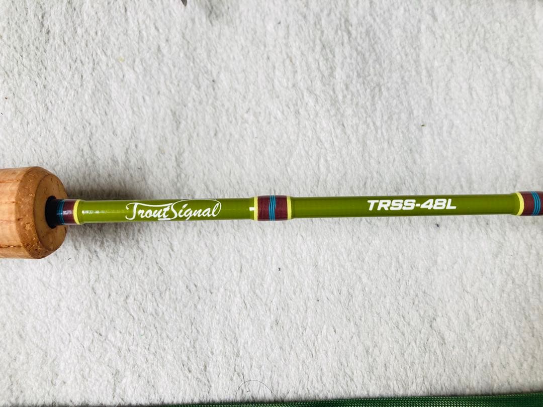 美品　Jackson トラウトシグナル TRSS-48L（スピニング用）