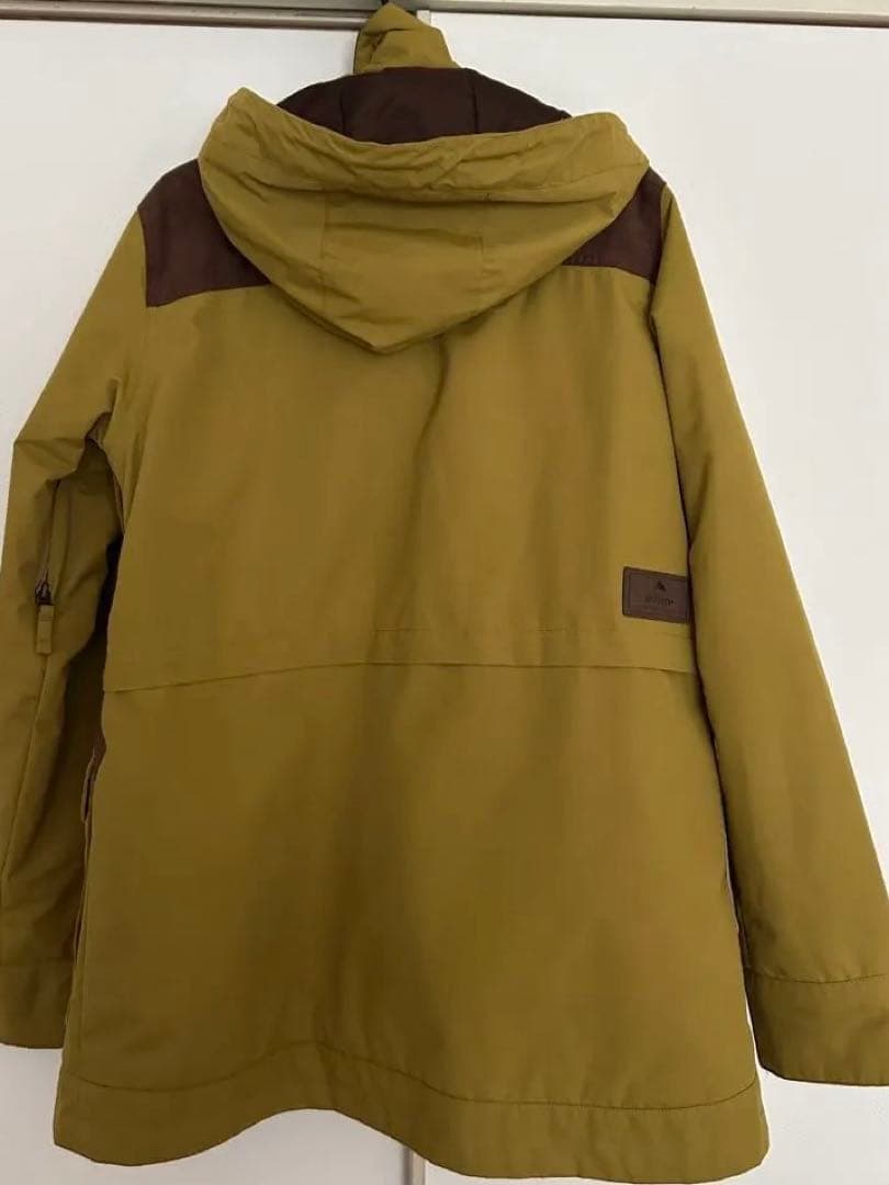 BURTON スノーボードウェア　Mサイズ　イエロー