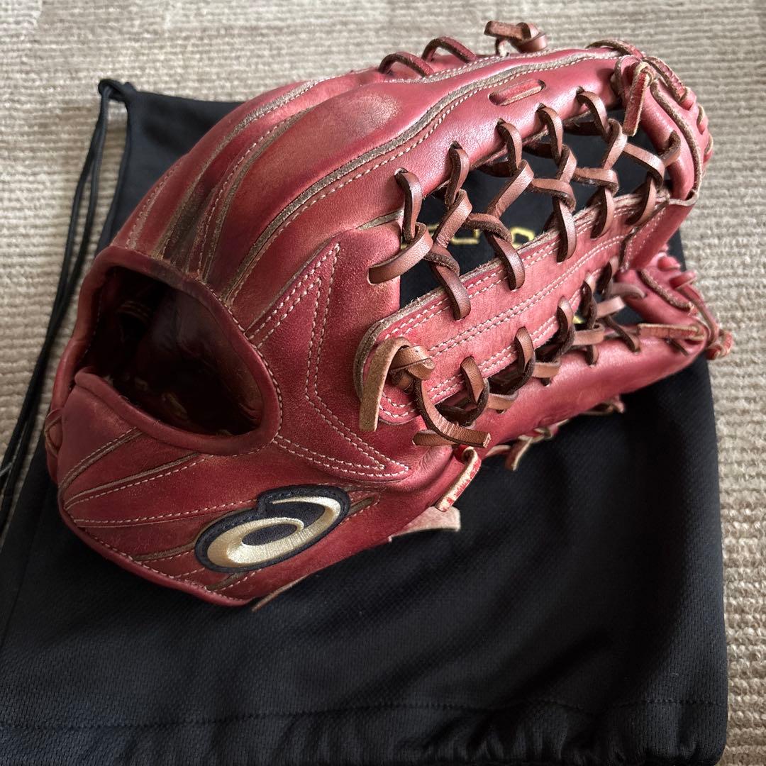 硬式野球グローブ ゴールドステージ 収納袋付き