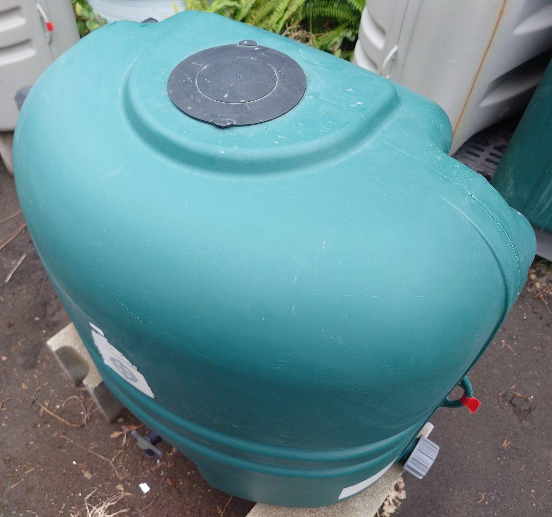蛇口コック付き雨水タンク110L本体（グリーン）＋付属品のセット【送料込み】