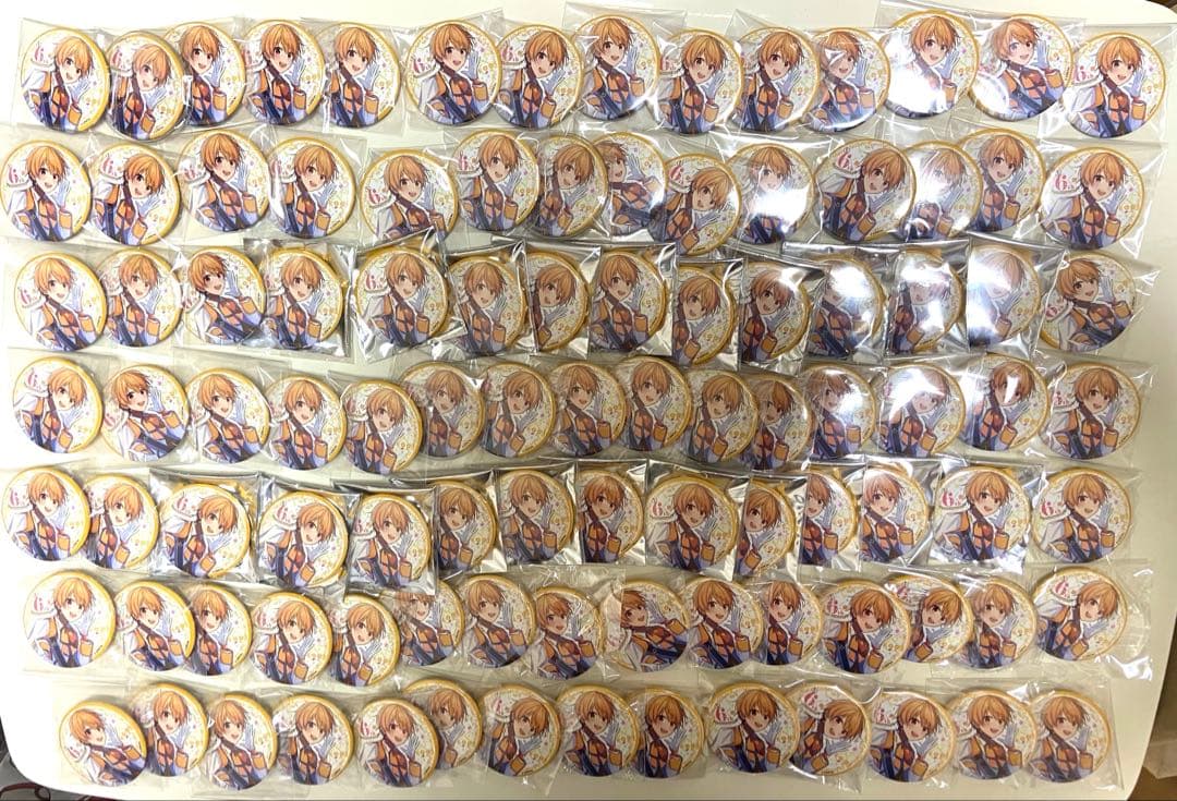 すとぷり6周年 るぅと 等身 缶バッジ 100個セット