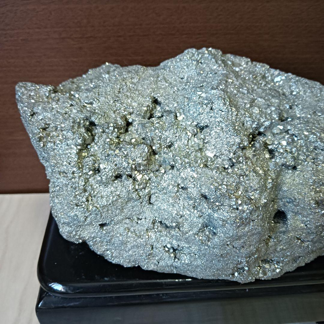 石　台座付き　約7.7kg