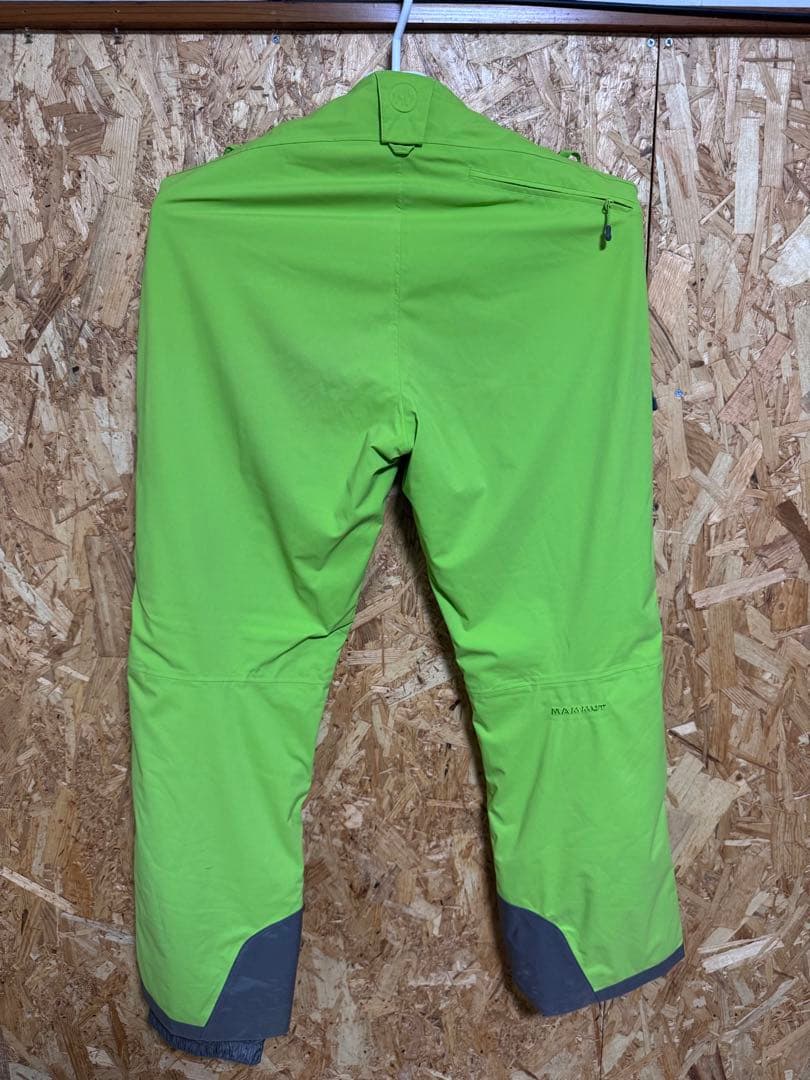 週末特価続行　MAMMUT マムート スキーウェア 上下セット