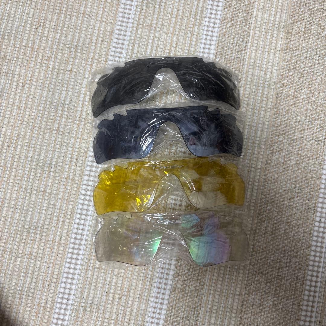 Oakley サングラス 4色レンズ付き