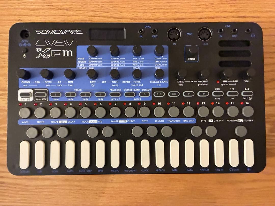 SONICWARE LIVEN XFM ソニックウェア シンセサイザー