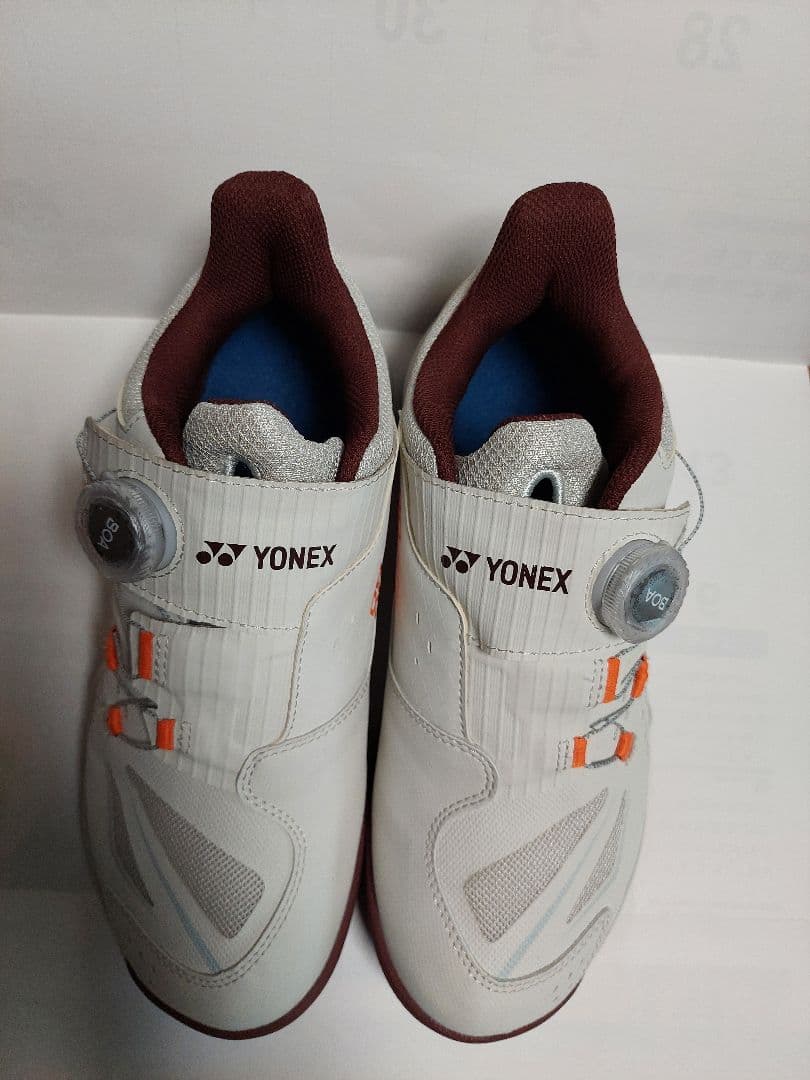 YONEX バドミントンシューズ 　88 ダイヤル式 4Eワイド　24.0㎝