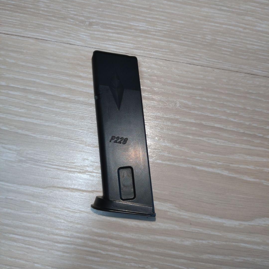 P228 トイガン ブラック　東京マルイ