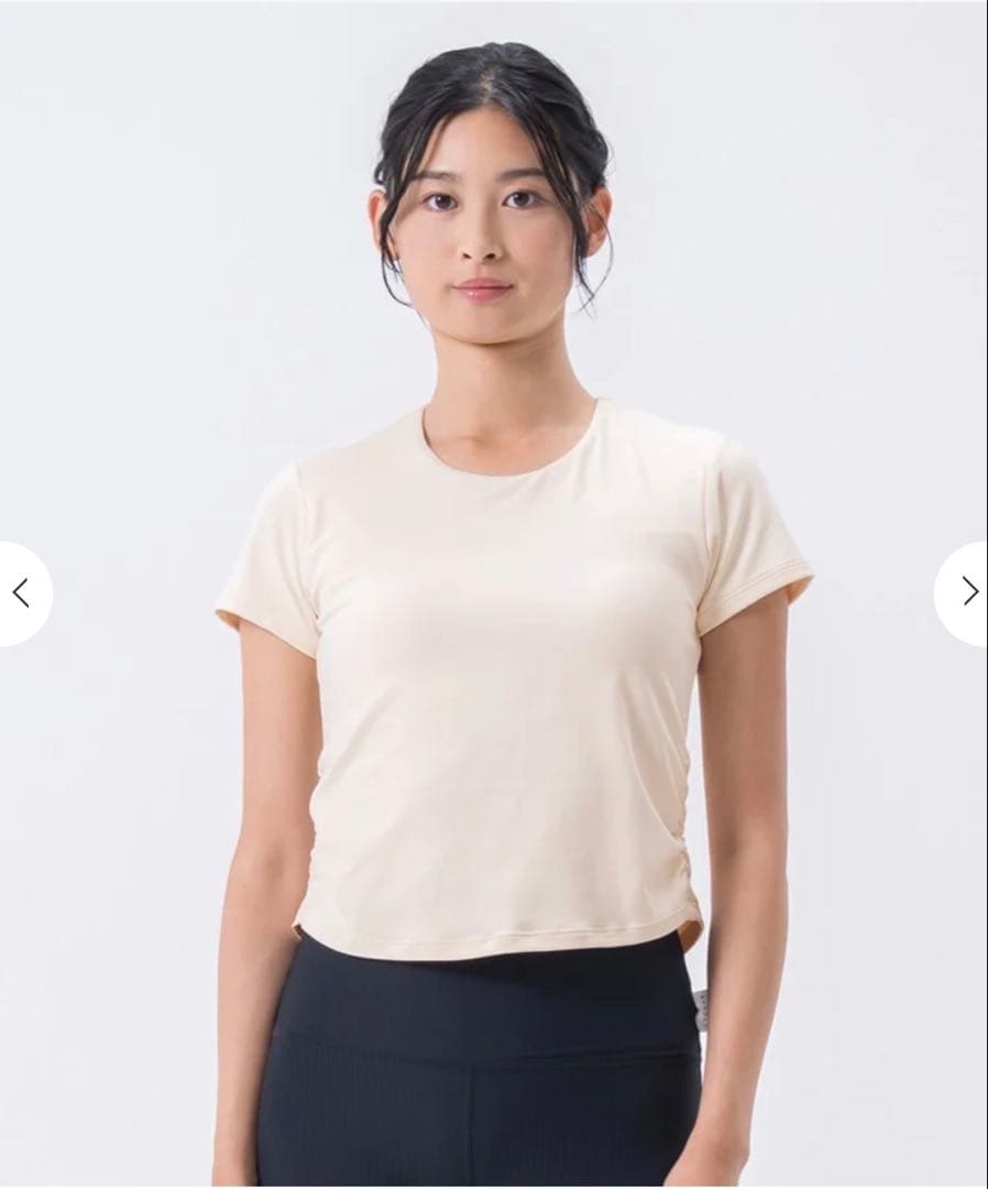 新品未開封★SUKALA サイドギャザーカップ付きTee★Mサイズ白色