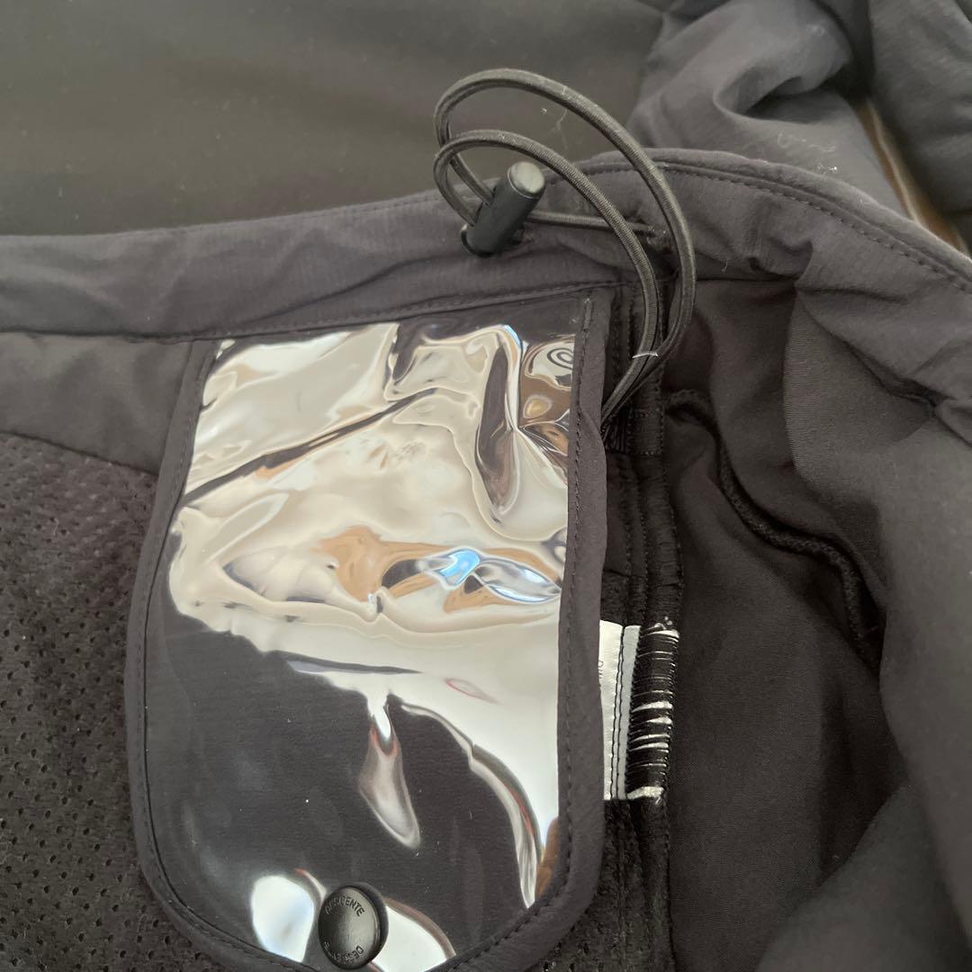 オガサカ　DESCENTE ミドラー　ジャケット