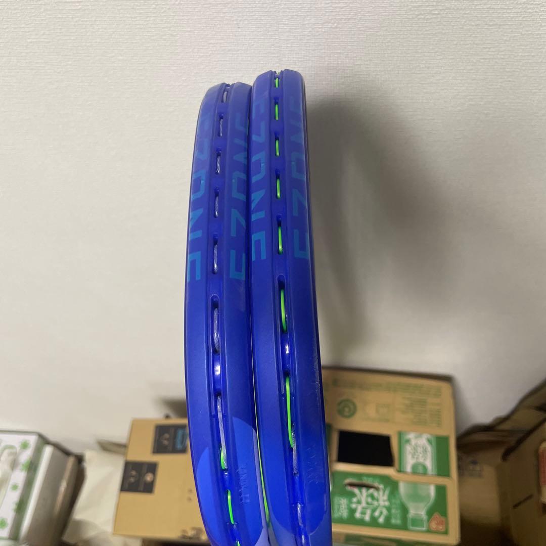 早い者勝ち、2本セット超美品、希少、ヨネックス イーゾーンα SL 　グリップ3