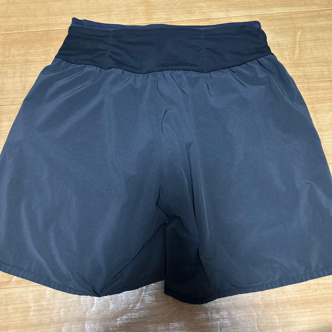 【マラソン】NORTH FACE Flyweight Racing Short