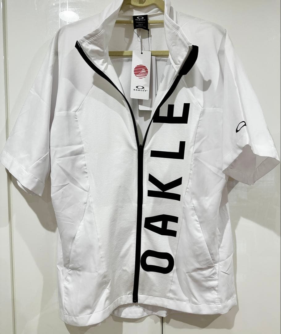タグ付き　新品　OAKLEY ストレッチ　ホワイトジャケット XL