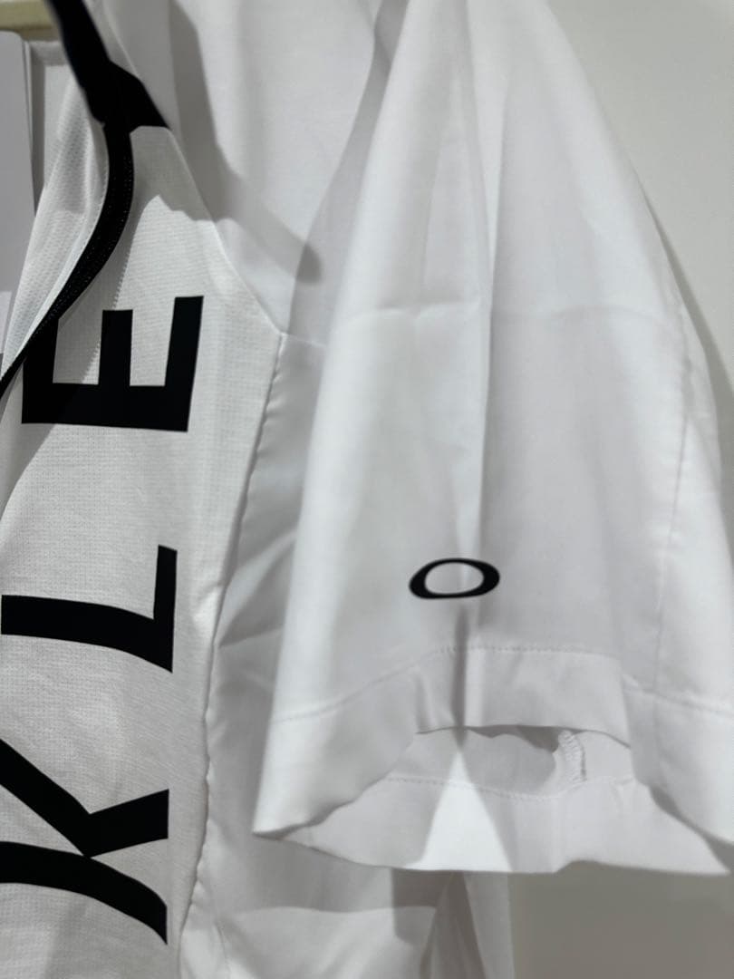 タグ付き　新品　OAKLEY ストレッチ　ホワイトジャケット XL