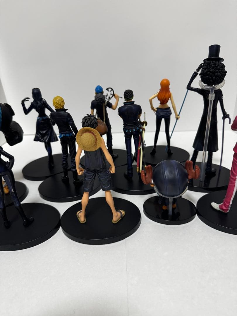 ワンピース　フィルムゴールド　フィギュア