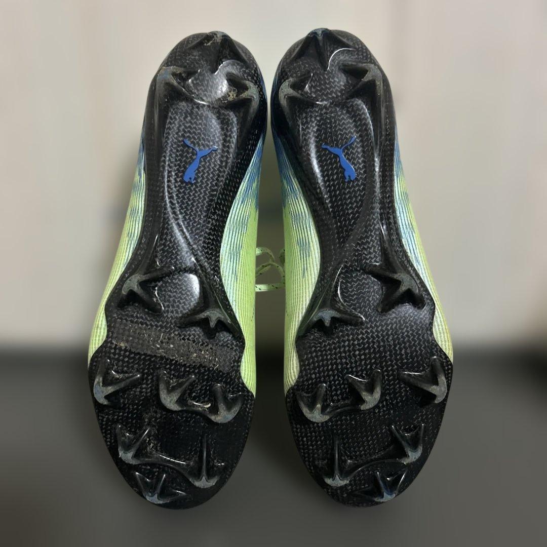 PUMA　ウルトラ　カーボンFG