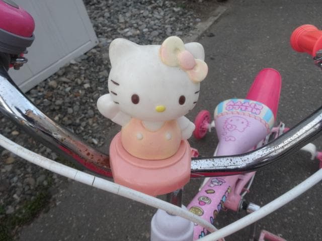 キティ　キティちゃん　自転車　補助輪付き　サンリオ　12インチ　14インチ