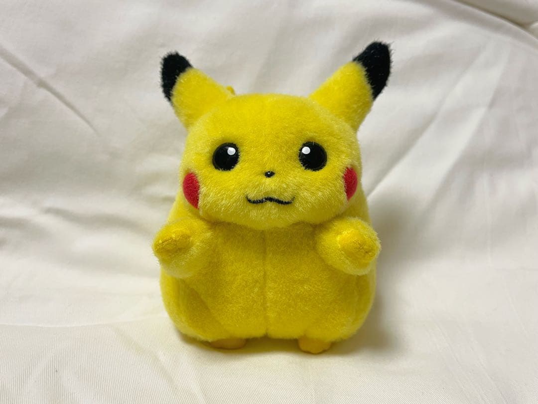 ポケモン ピカチュウ ぬいぐるみ TOMY
