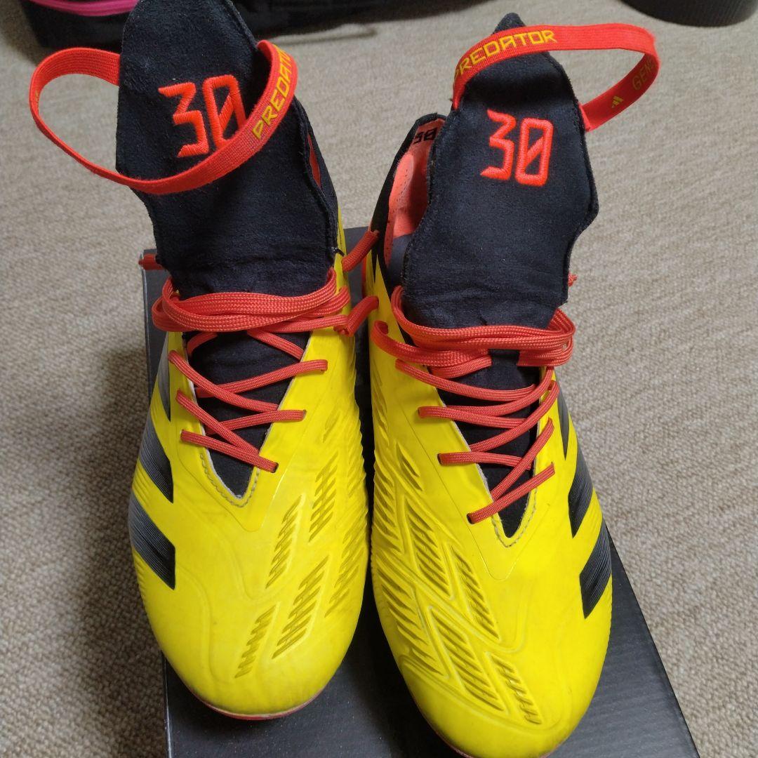 【極希少品】サッカースパイクアディダス プレデター Elite FT FG