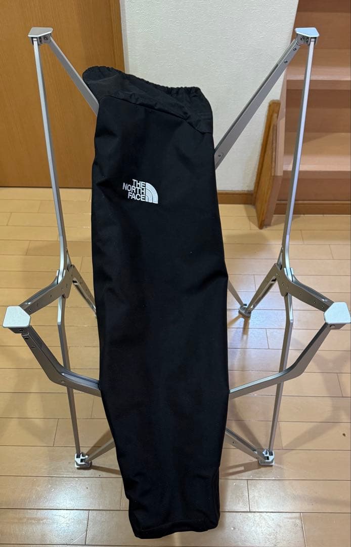 ①【新品未使用】Geo Vertex Chair 1脚