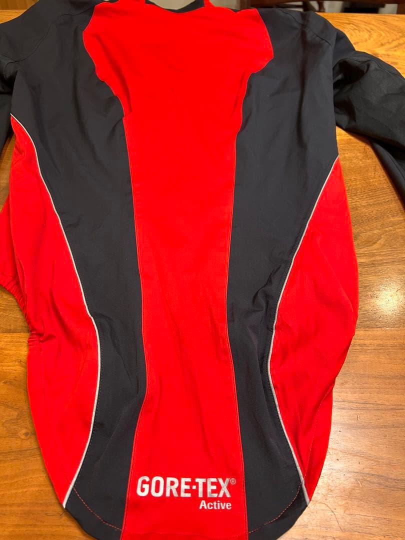 GORE-TEX サイクルジャケット