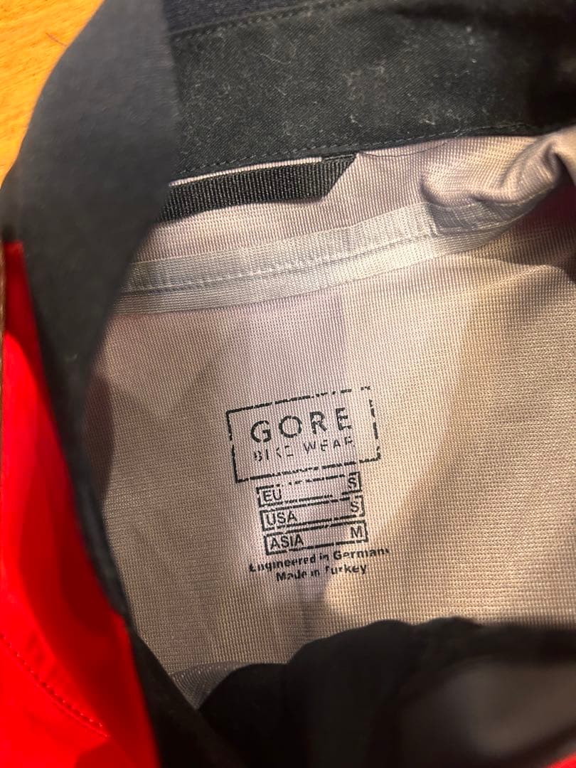 GORE-TEX サイクルジャケット