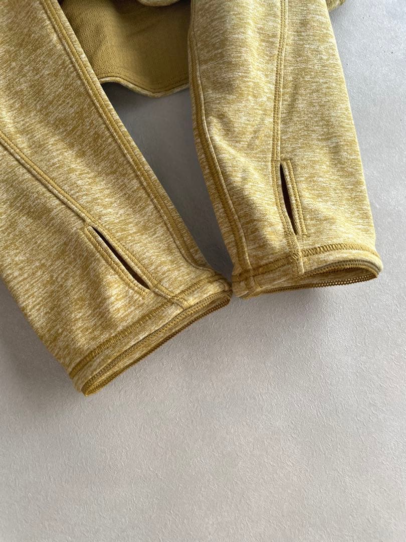 極美品✨ルルレモン　ハーフジップ　クロプド丈トップス　サイズ4 S相当　裏起毛