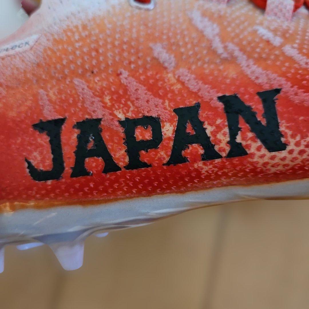 Under Armour SPOTLIGHT JAPANデザイン スパイク