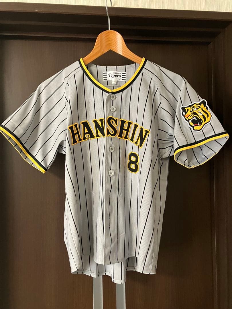 阪神タイガース ユニフォーム 佐藤 8 SSサイズ