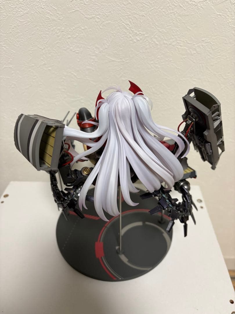 アズールレーン　プリンツ・オイゲン　アルター　フィギュア