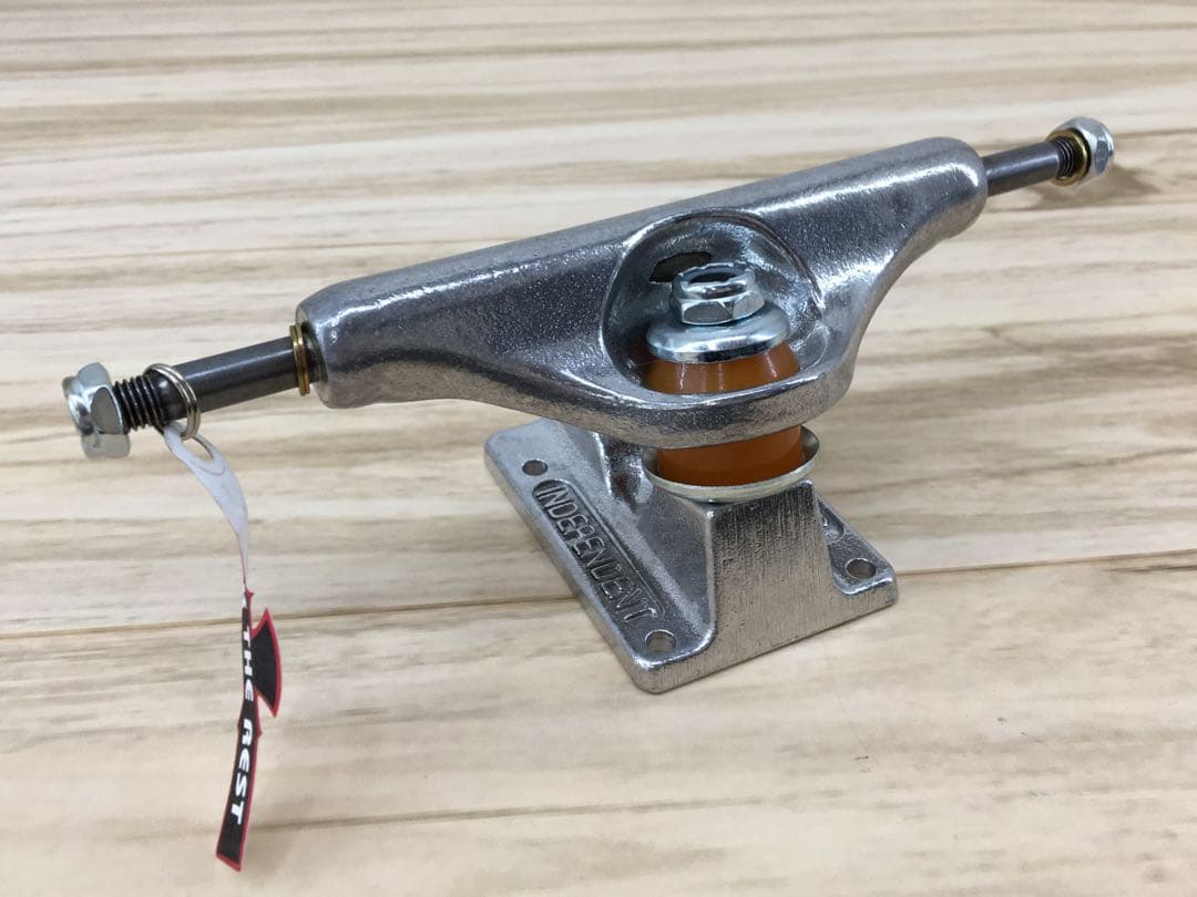 Supreme 21AW Independent Trucks スケボー パーツ
