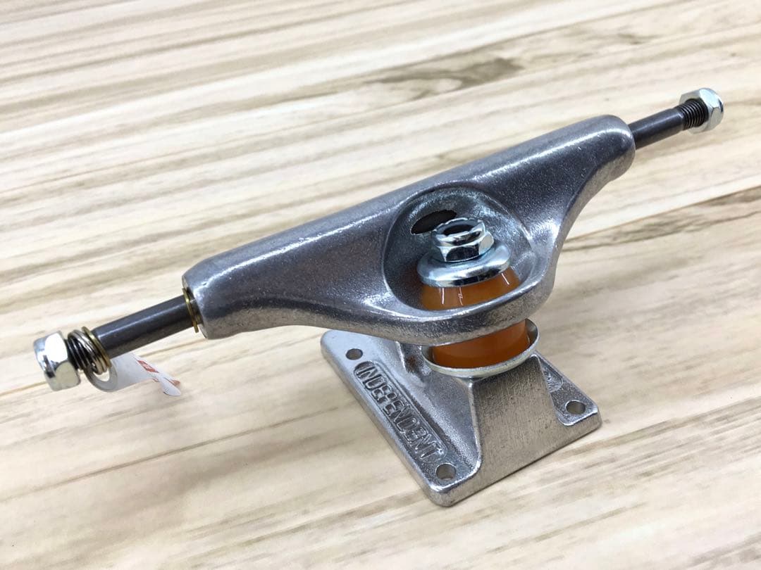 Supreme 21AW Independent Trucks スケボー パーツ