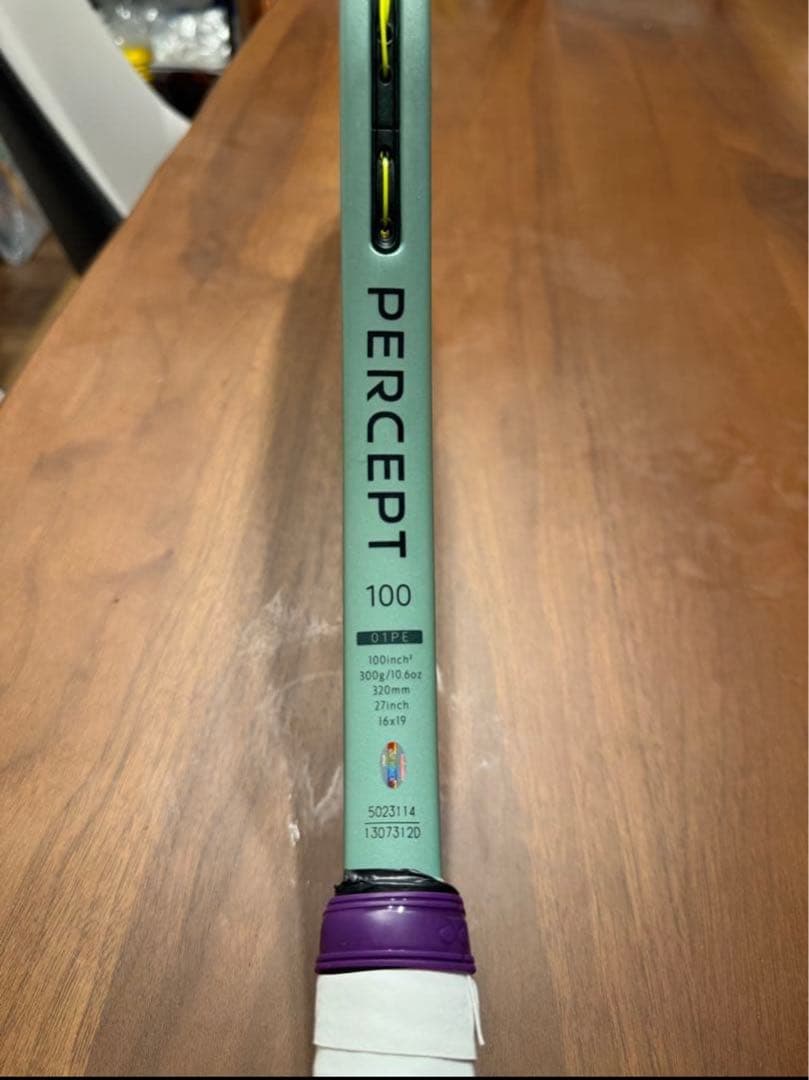 PERCEPT 100 テニスラケット