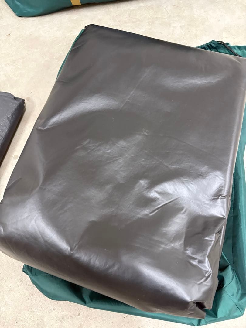 未使用　コールマン タフスクリーン2ルームハウス オリーブ　マットシートセット