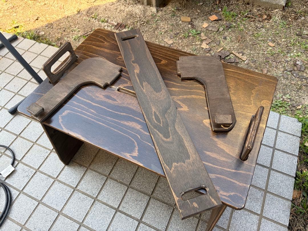 DIY折りたたみ式アウトドアテーブル クーラーボックス棚