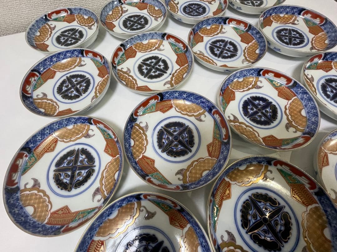 【現状品】古伊万里 金彩 色絵 染付 陶器 花柄 小皿 割烹 懐石 15枚 ①
