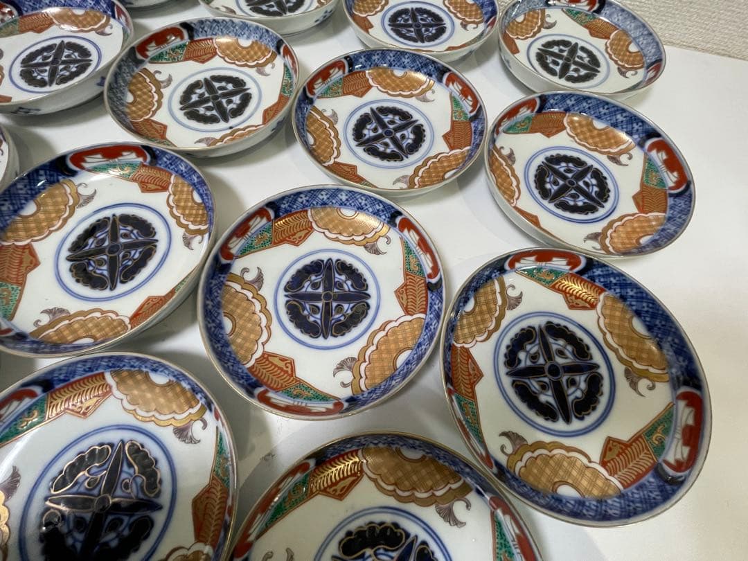 【現状品】古伊万里 金彩 色絵 染付 陶器 花柄 小皿 割烹 懐石 15枚 ①