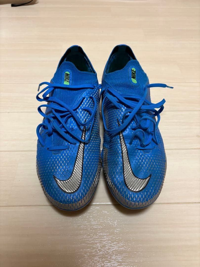Nike サッカースパイク　ファントムGT