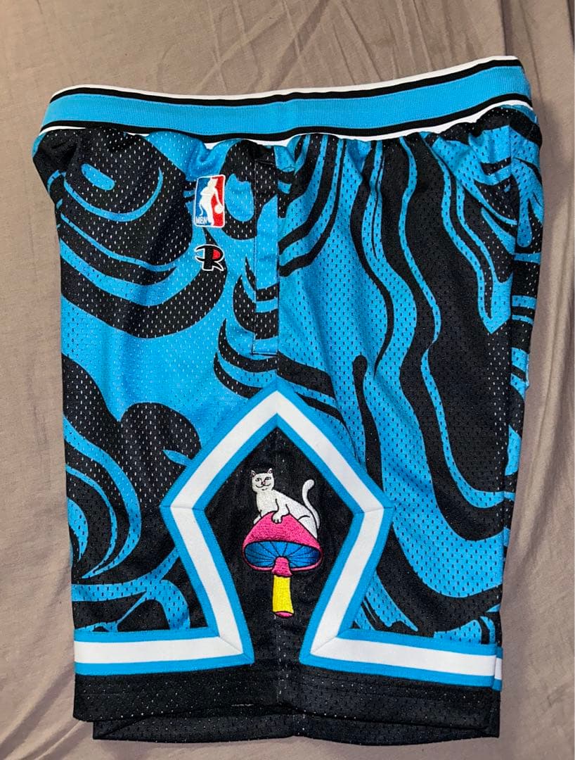 RIPNDIP バスケットボールパンツ 青黒模様 猫イラスト